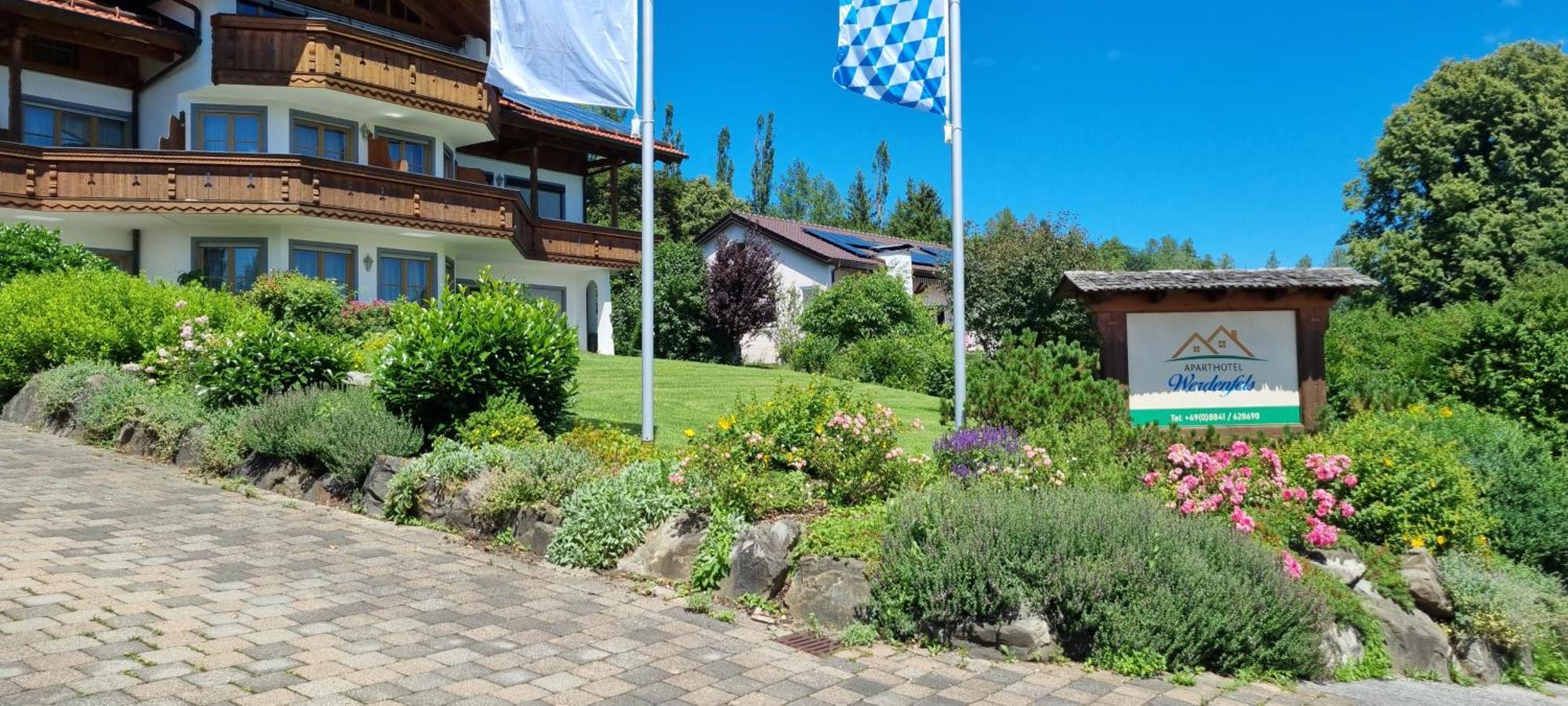 Aparthotel Werdenfels Murnau am Staffelsee Exterior photo
